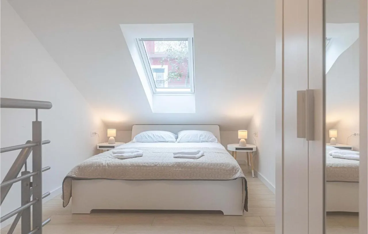 Gorgeous Home In Okrug Gornji With Wifi Trogir 0*,