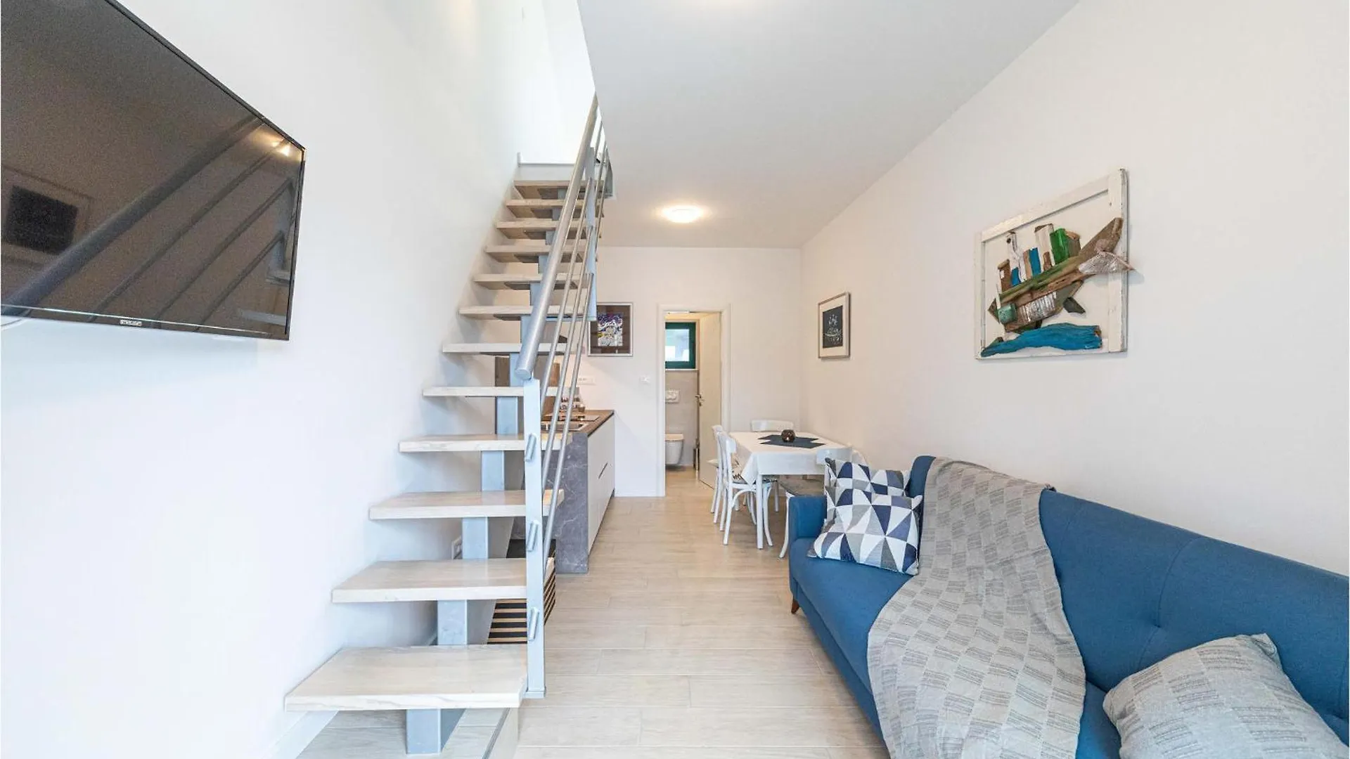 Gorgeous Home In Okrug Gornji With Wifi Trogir 0*,  Croatia