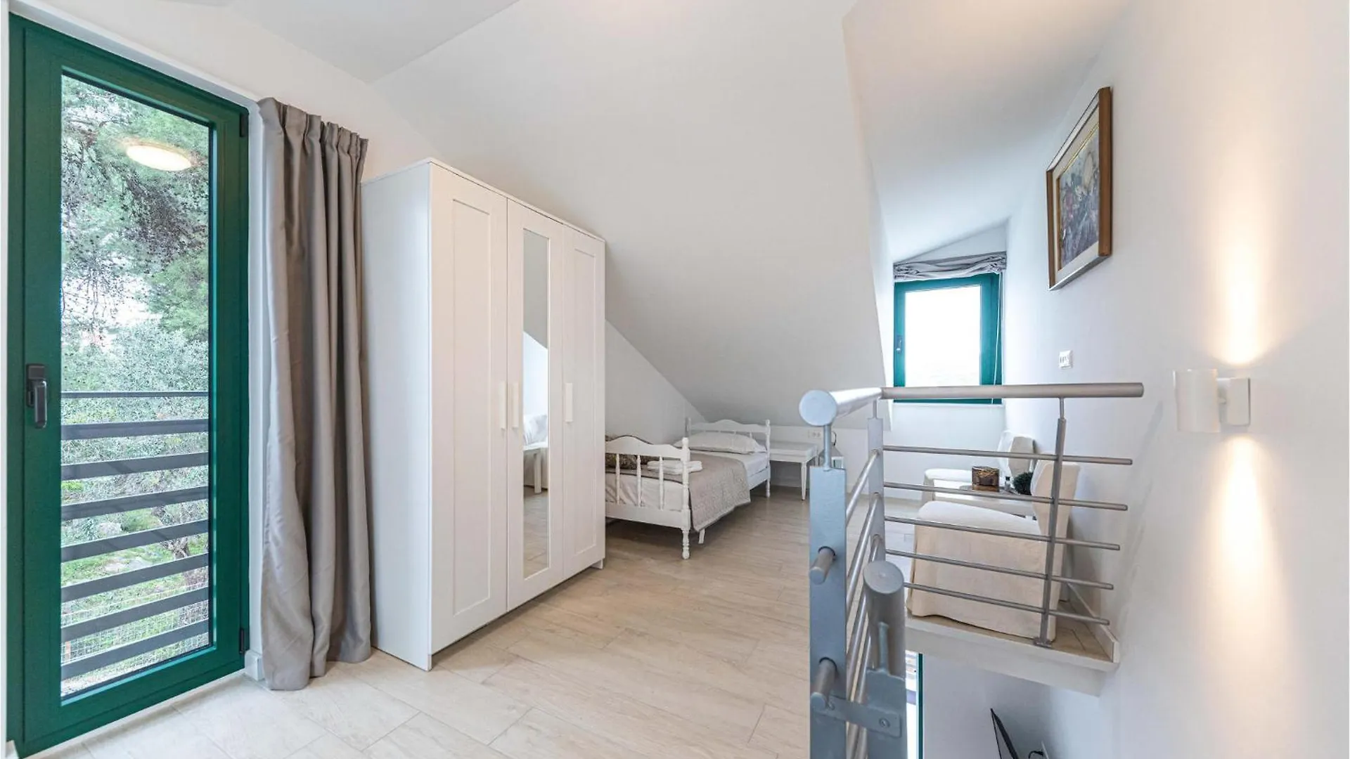 Gorgeous Home In Okrug Gornji With Wifi Trogir 0*,