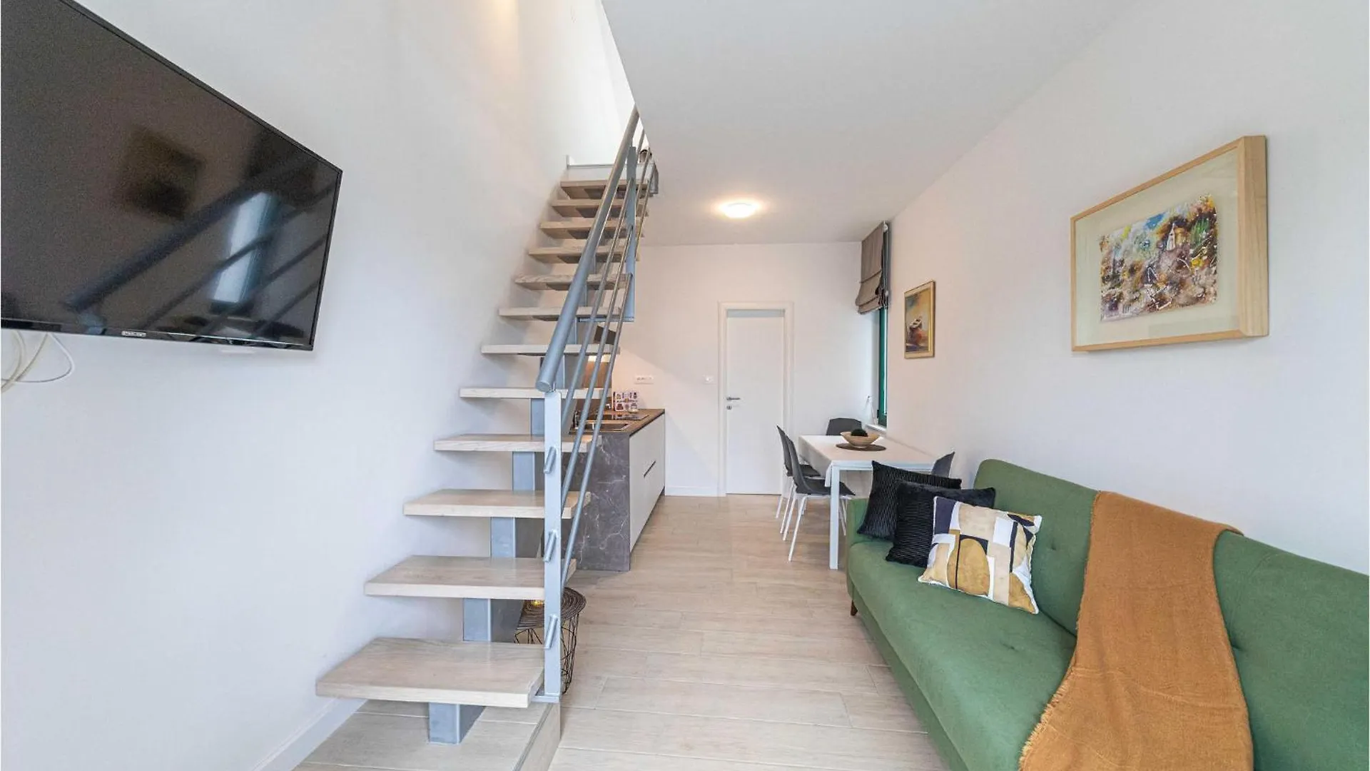 Gorgeous Home In Okrug Gornji With Wifi Trogir 0*,